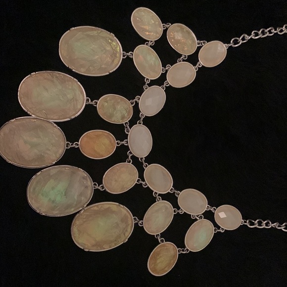 NWOT Macy’s Statement necklace - Picture 5 of 7